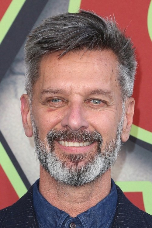 Vincent Castellanos as Harry Stripe