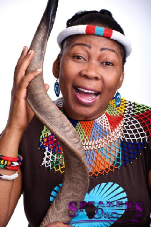 Gcina Mhlophe as Gracie