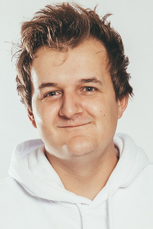 Bardo Ellens as Milo