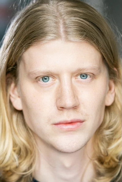 Carl Andersson as Jogger/Blade