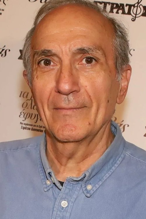 Giannis Dalianis as Spiros Aspreas