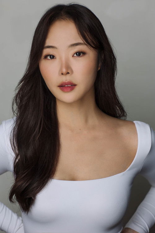 Brianna Kim as Cadet Gwon