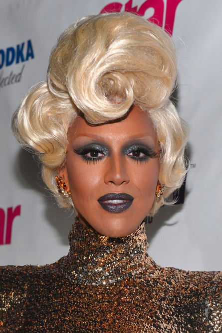 Honey Mahogany as Trudy