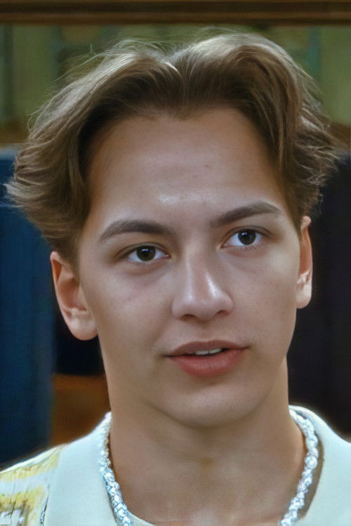 Elliot Diamant Harling as Gabriel