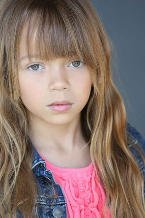 Quinne Daniels as Ariel