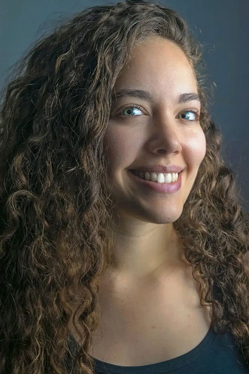 Cibele Gonçalves as 