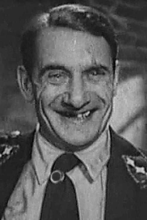 Boris Shlikhting as Souteneur at the brothel (uncredited)