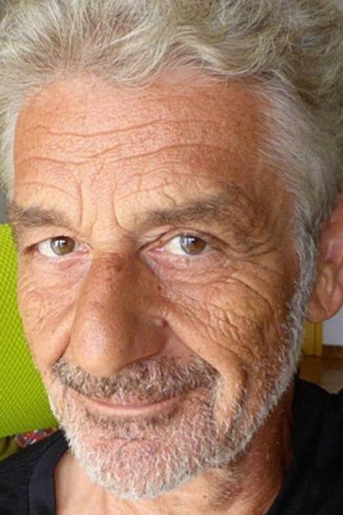 Jean-Louis Levasseur as Ami Ludovic & Amélie