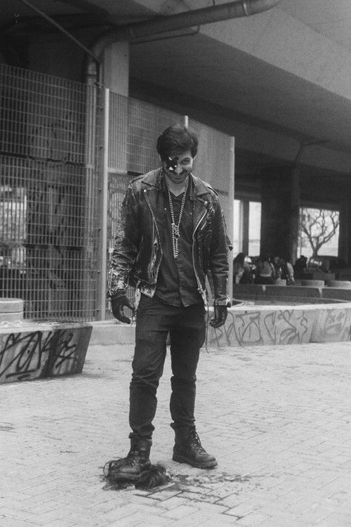 Alejandro Lagos as Policía Depravado