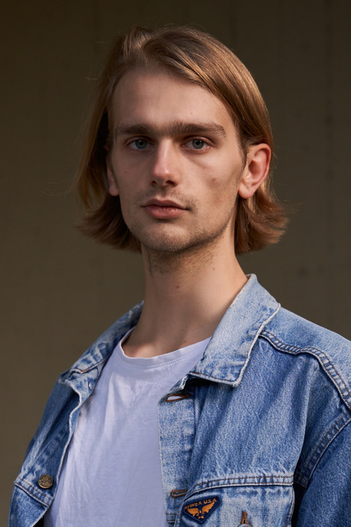 Kai Götting as Flurin