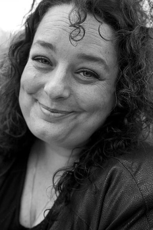 Isabelle De Hertogh as Corinne Zacharria, Irene's patient