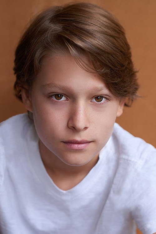 Julian Grey as Finn Stanton