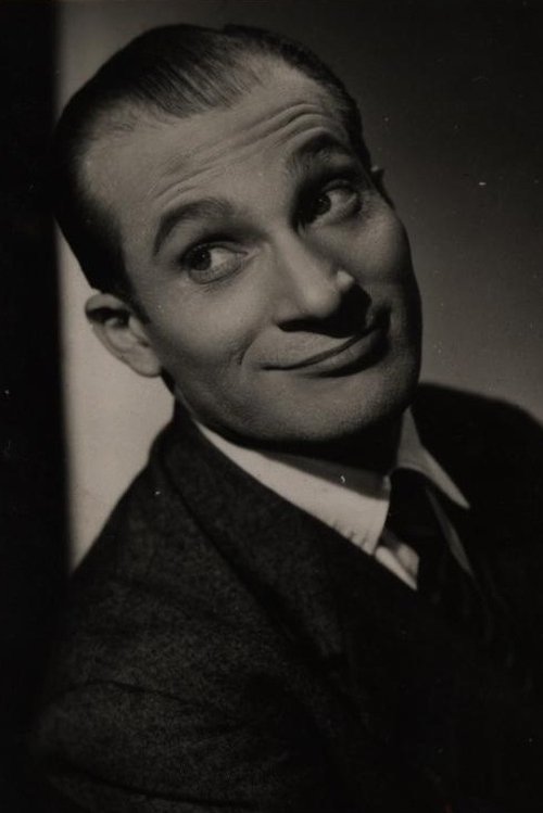 Alfredo Rizzo as Cab driver