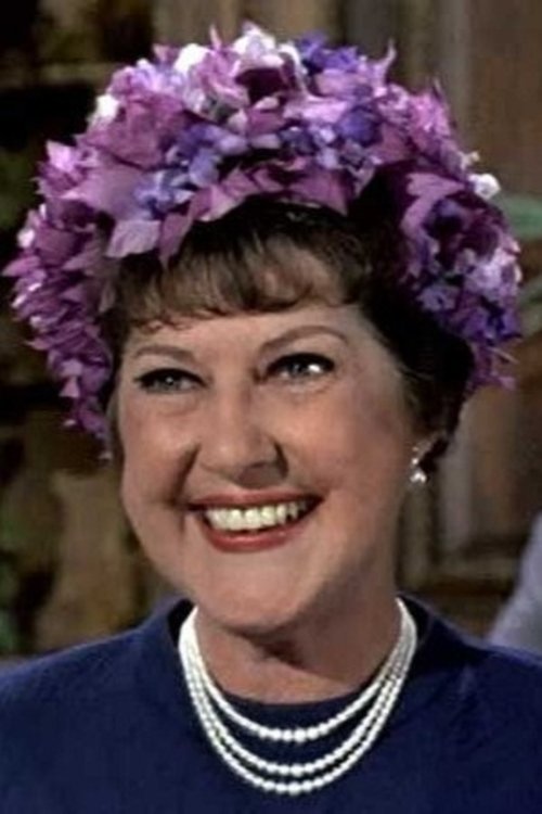 Sarah Seegar as Townswoman