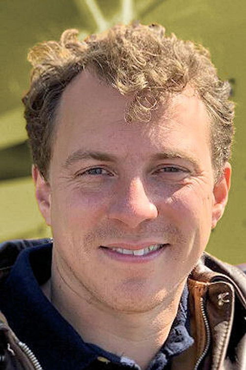 Arthur Williams as Presenter