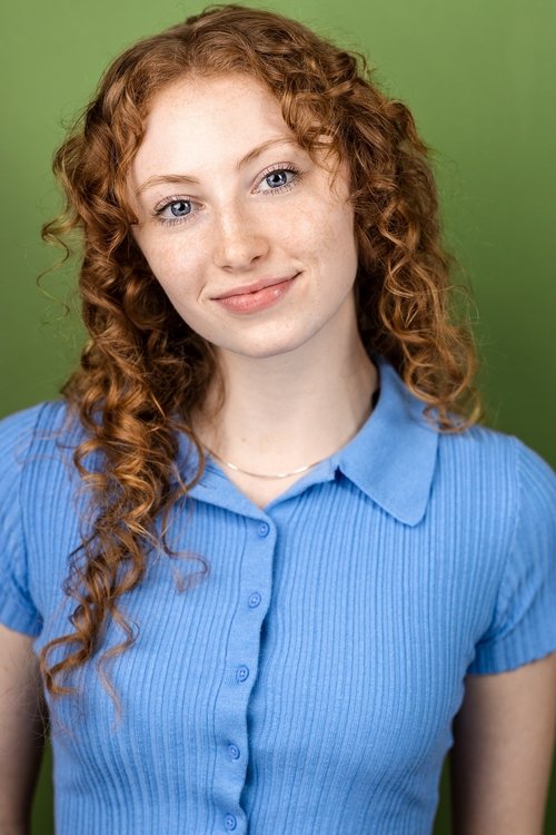 Emily Maribo as Sarah Ellis
