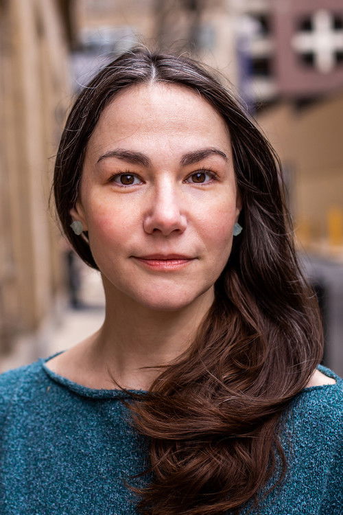 Sarah Gliko as Varya