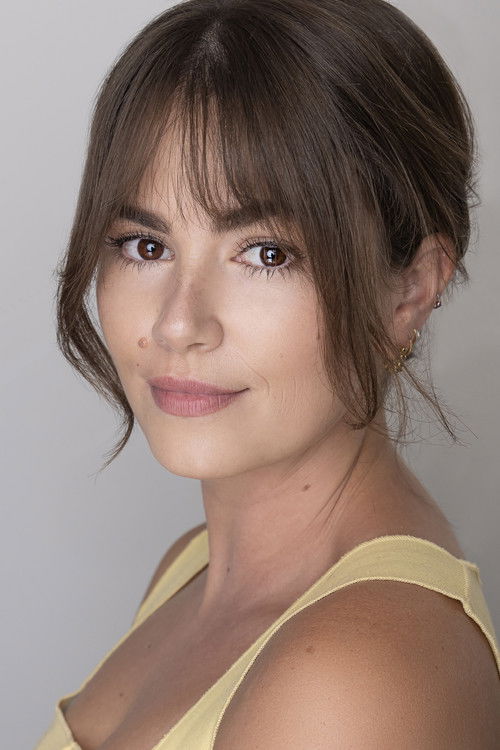 Claire Van Der Linden as Cailin Harper