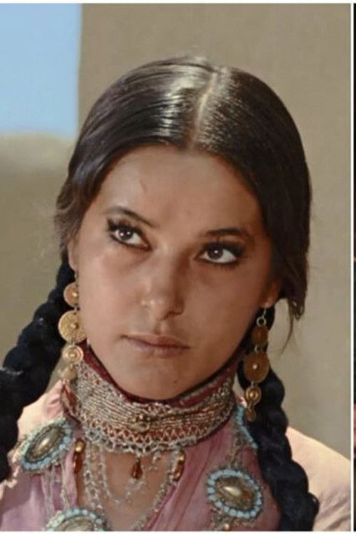 Zinaida Rachmatova as Зульфия, жена Абдуллы