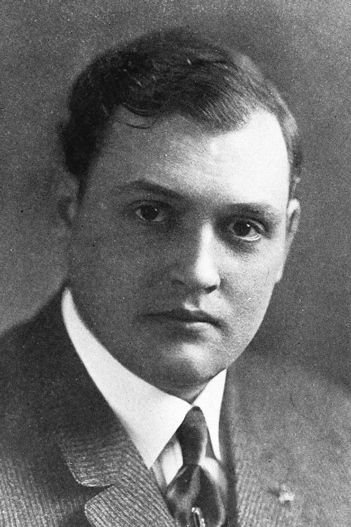 Walter Rodgers as Make-Up Man (uncredited)