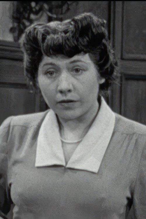 Annie Ravel as La secrétaire