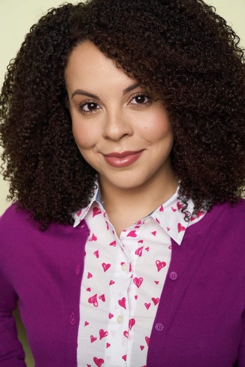 Roxy Rivera as Doctor