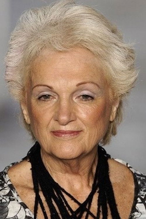 Deinha Navarro as Dona Iracema