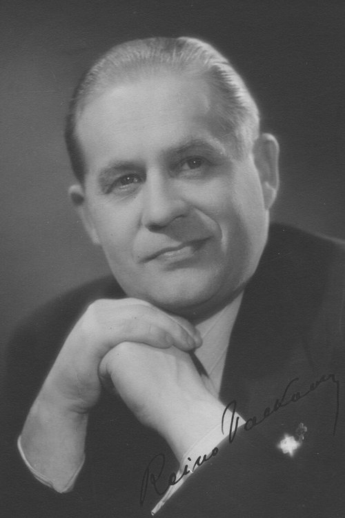 Reino Valkama as Toivo Torkka