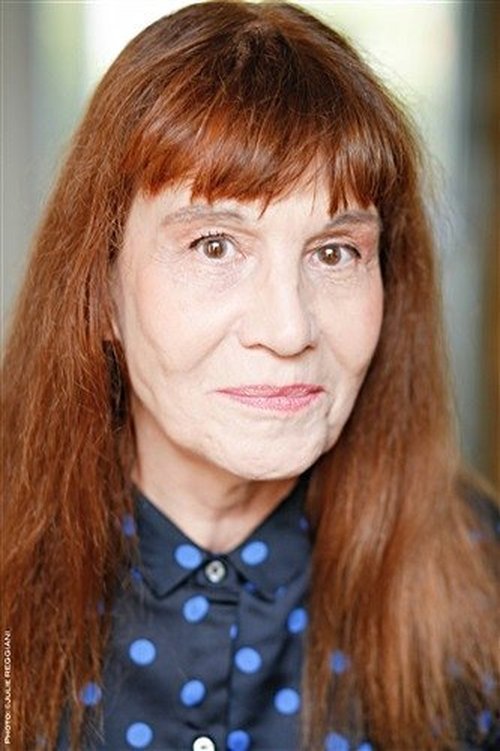 Catherine Giron as Line