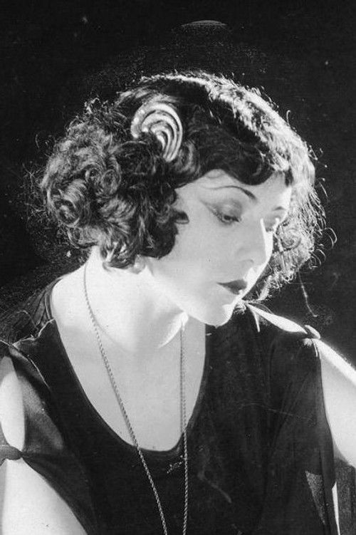 Jane Thomas as Flo Doyle