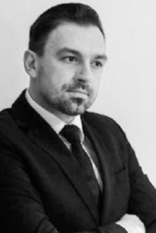 Dimitris Karagiozopoulos as Self - Narrator