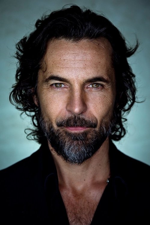 Jeffrey Vincent Parise as Young Mickey