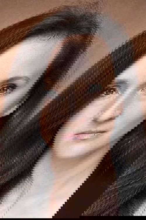 Sara Vertongen as Sara Vroomans