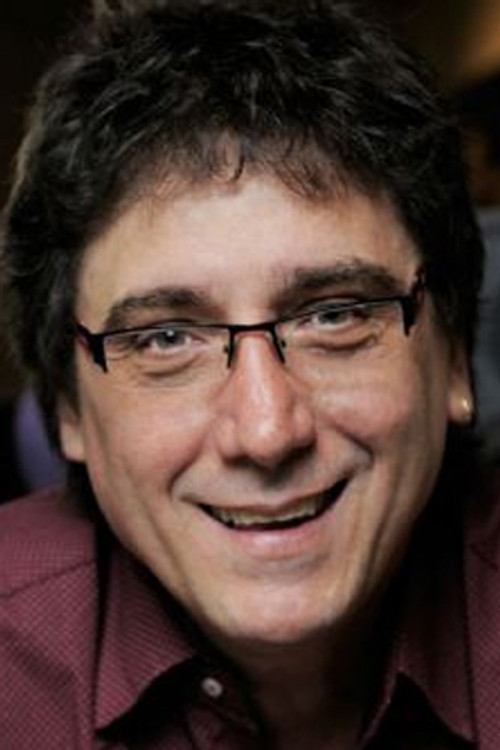 Oscar Mediavilla as Self - Judge