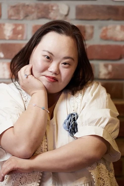 Jeong Eun-hye as Lee Yeong-hui