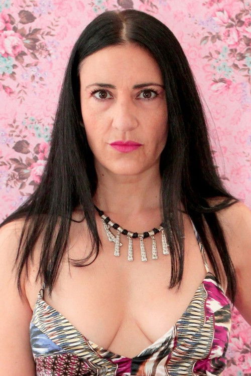 Eva María Milara as Mujer túnel