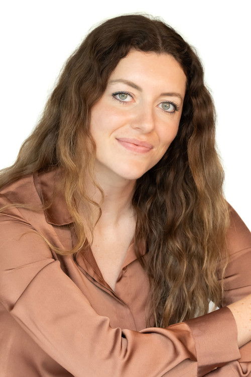 Carly Wheeler as Brie