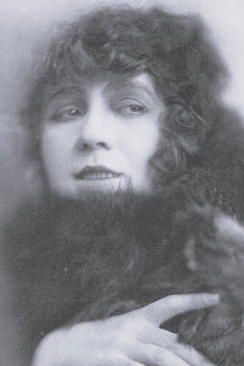 Lyda Salmonova as Miriam, the Rabbi's Daughter