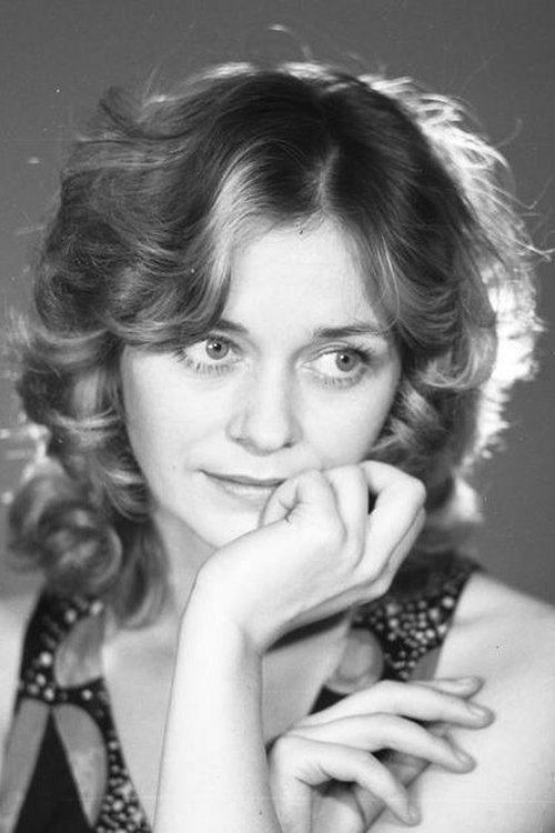 Teresa Sawicka as Mother