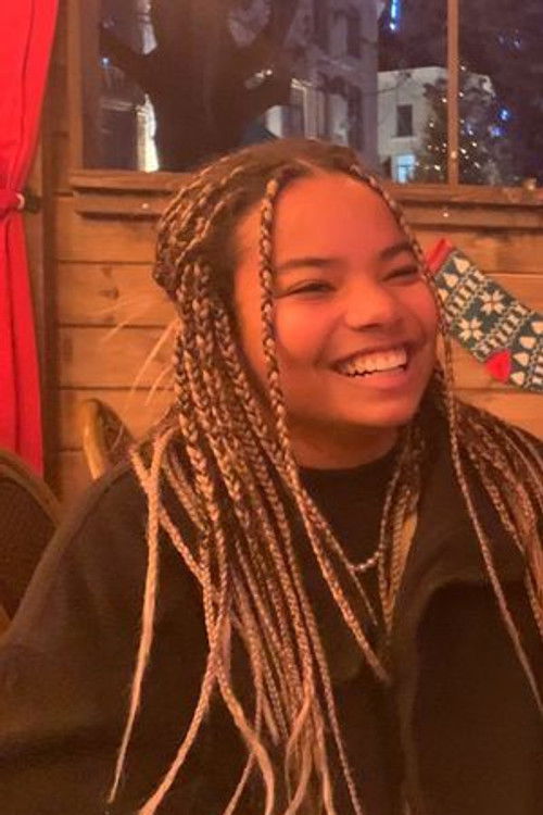 Helena Tengan as Adanne