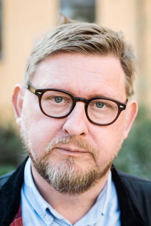 Fredrik Virtanen as Host