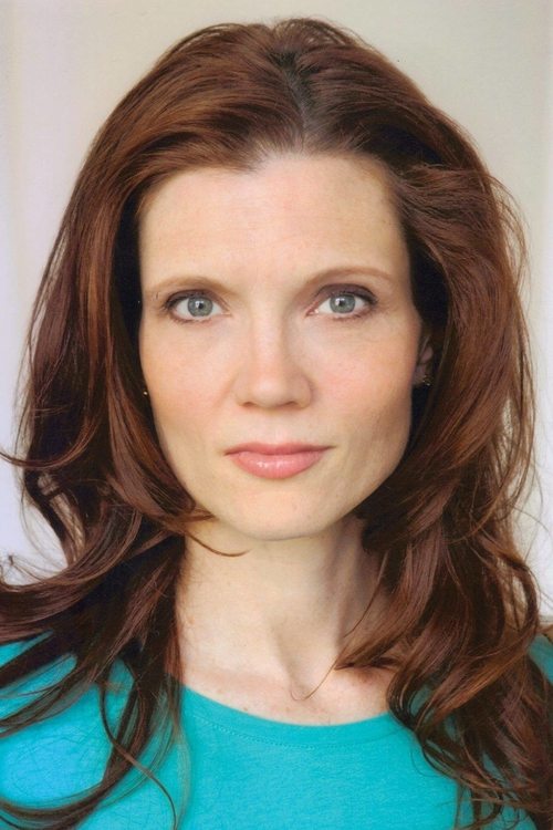 Kaili Vernoff as Andrea