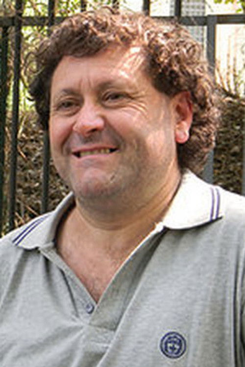Giuliano Grande as Giulianone