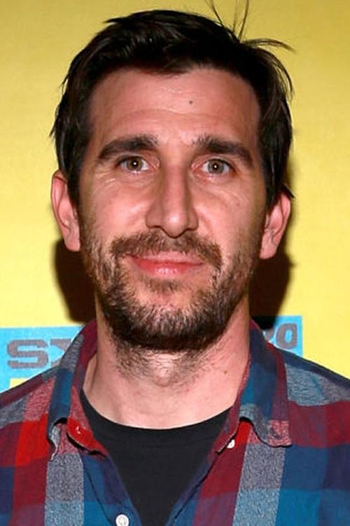 Kris Avedisian as Hunter 1