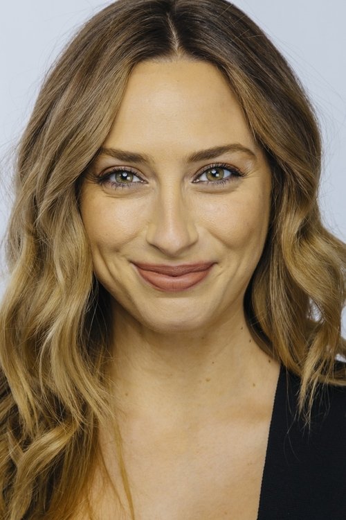 Lyndsi LaRose as Gail