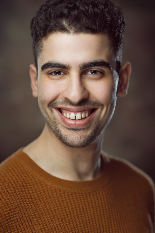 Arda Görkem as Toto