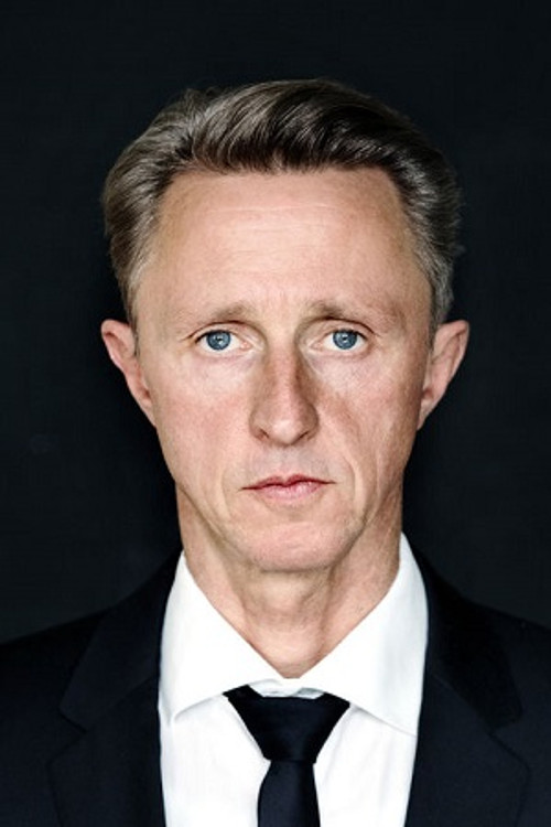 Martin Müller as Self