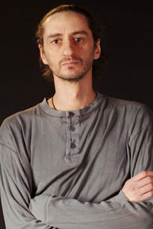 Daler Majidov as Isa