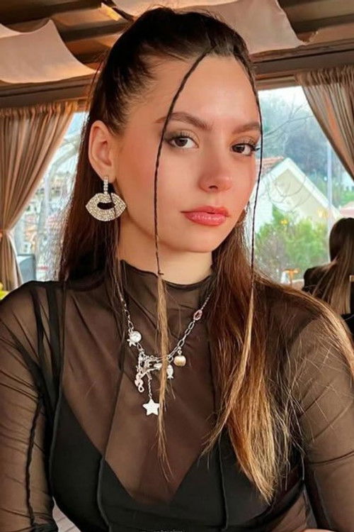 Tuana Naz Tiryaki as 