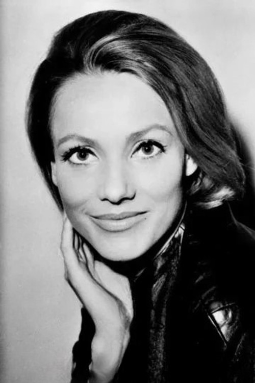 Suzanne Roquette as Elisabeth Langhoff